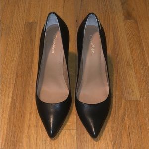 Calvin Klein Leather Classic Pump